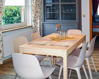 Gorgeous Home In Neubrandenburg - Neubrandenburg - Essbereich