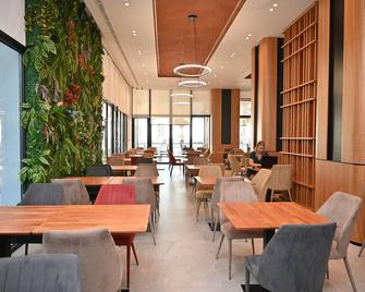 Adria Palace Hotel - Durrës - Restaurant