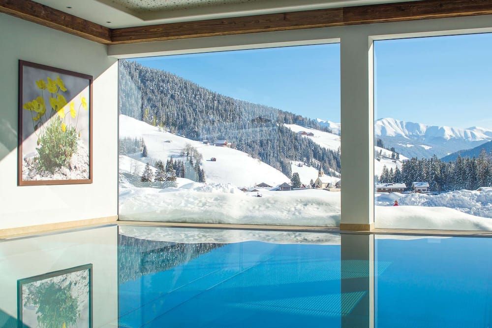 هوتل ترينكر