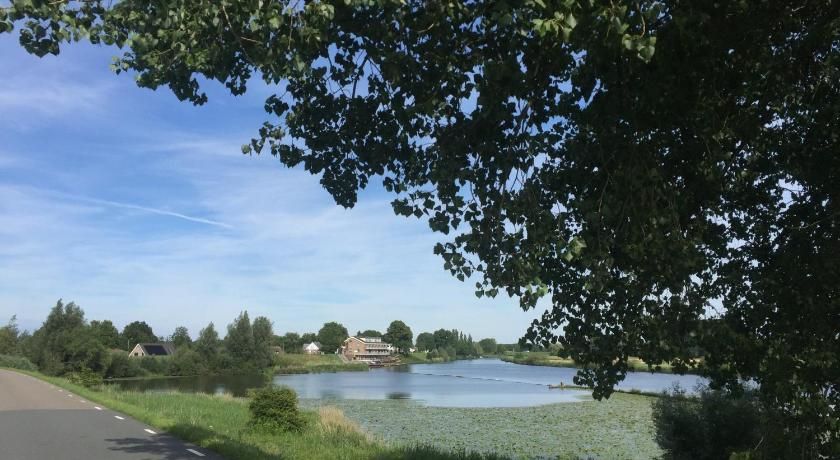 Hotel aan de Linge