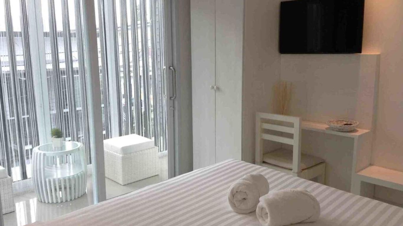 Time Hotel