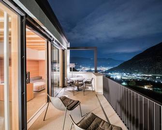 Paloria Apartments & Sport - Lagundo - Balkon