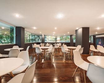 Angra Beach Hotel - אנגרה דוס רייס - מסעדה