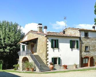 Fattoria I Tribbi - Ambra - Edificio