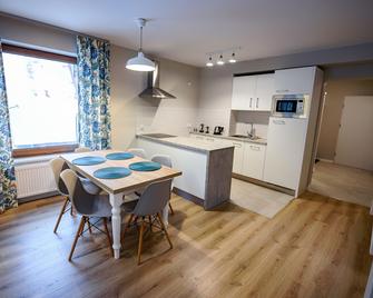 Apartamenty Sun & Snow Bukowa Dolina - Krynica-Zdrój - Kitchen