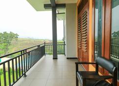 Villa Kangen Omah - Trawas - Balcony