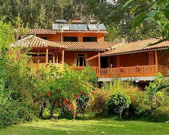 Birds Hotel Molino - Chillca - Edificio