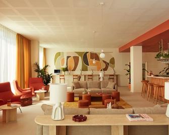 Okko Hotels Paris Rosa Parks - Paris - Living room