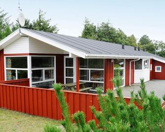 7 person holiday home in Henne-By Traum - Henne - Edificio