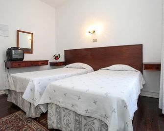 Hotel São Miguel - Ponta Delgada - Habitación