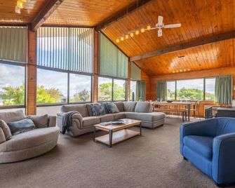 Deluxe Redwoods - Rotorua - Salon