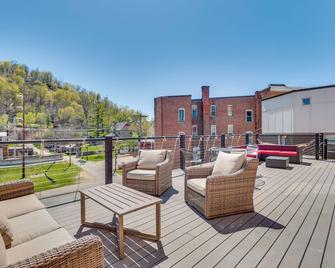 McGregor Condo with Brewery On-Site Steps to River! - Mc Gregor - Balcony