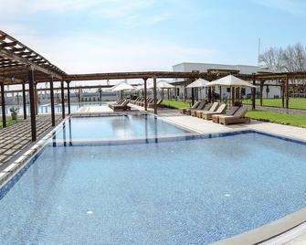 揆伊拉洛藤酒店 - Ica - 伊卡 - 游泳池