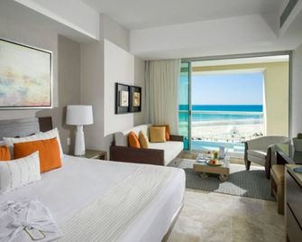 Gorgeous luxury resort suite w/ Jacuzzi tub and private plunge pool.. - Puerto Peñasco - Habitación