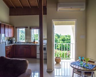 Monimo Ridge Suites - Montego Bay - Keittiö