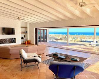 Beachfront, La Ribera, Sea of Cortez, Costa Palmas, 4 Seasons, East Cape - Buenavista - Living room