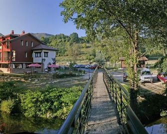 Hotel Rural Casa de Campo - Soto de Cangas - Buiten zicht