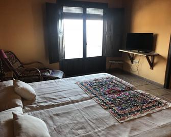 Hotel Maravedí - Pitres - Slaapkamer