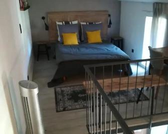 La Petite Maison - Laroque-Timbaut - Habitación