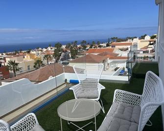 Large 5 Bed, 4 Bath Villa - Stunning Views - Large Private Pool - 4 Terraces - Callao Salvaje - Balkon