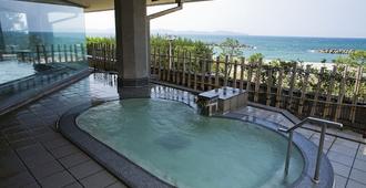 Kaike Grand Hotel Tensui - Yonago - Bể bơi