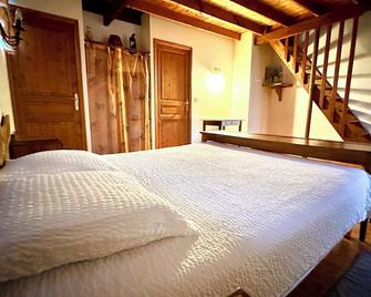 Gite Rural Le Peche Mignon - Lignol-le-Château - Habitación