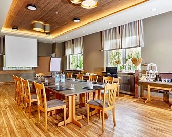 Kuralpe Kreuzhof - Gadernheim - Restaurante
