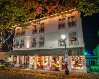 Camas Boutique Hotel - Camas - Edificio