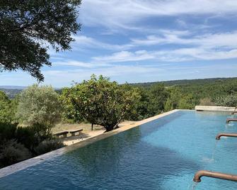 Small Typical Provencal House with Pool in Luberon - Caseneuve - Piscina