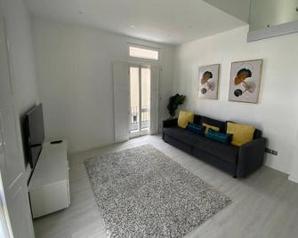 Luxury Loft Apartment - Ribeira Grande - Living room