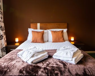 The Spires Serviced Apartments Aberdeen - Aberdeen - Bedroom