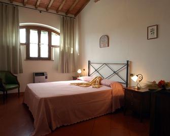 Podere Fignano, holiday home - apartments fully renovated 2024 - Montaione - Bedroom