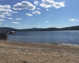 Condo Lac Archambault 305 - Saint-Donat-de-Montcalm - Spiaggia