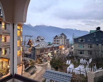 Flamingo Resort - Manali - Balcony