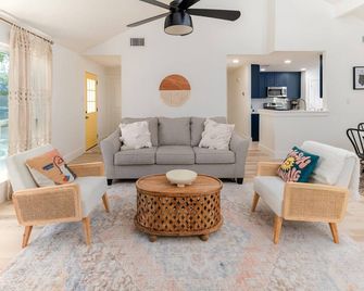 The Willow - Round Rock - Sala de estar