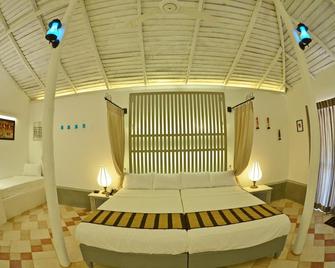 Rangiri Dambulla Resort - Dambulla - Schlafzimmer
