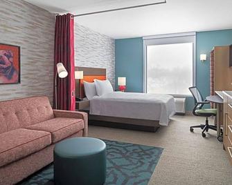 Discover Des Moines from a Cozy Suite Near Capitol – 3.1 Miles - Де-Мойн - Спальня