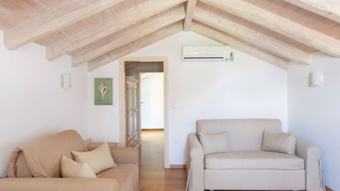 ثيريدس بيتش ريزورت