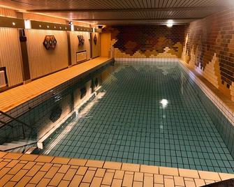 Schwarzwaldausblick - Umweltfreundlich & Pool - Baiersbronn - Piscina