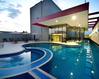 Radisson Hotel Maiorana Belem - בלם - בריכה