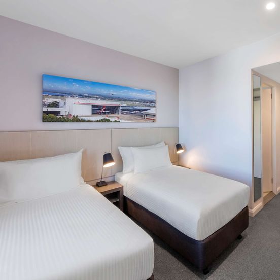 Travelodge Hotel Sydney Airport image 1