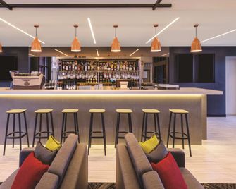Travelodge Hotel Sydney Airport - Sydney - Bar