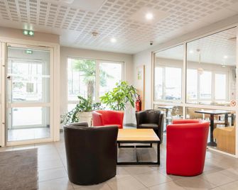 B&B HOTEL Mont-De-Marsan - Saint-Avit - Lobby