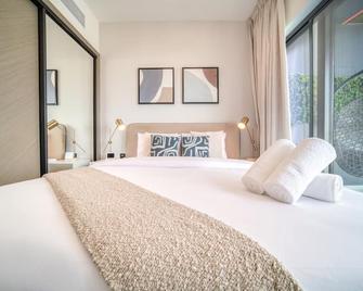 Refined 1BR at Binghatti Creek Al Jadaf by Deluxe Holiday Homes - Dubai - Bedroom