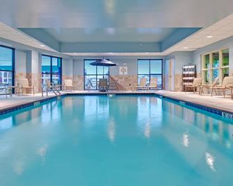 Holiday Inn Express & Suites Covington - Covington - Pool