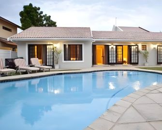 Fairview Bed and Breakfast - Umhlanga - Piscina