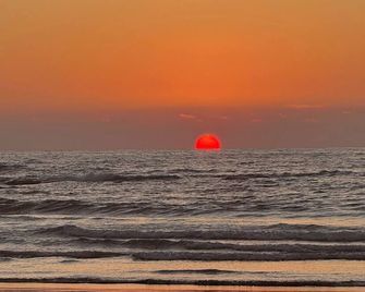 The Casa Saint George Hotel - Troncones - Beach