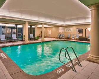 Hampton Inn Salt Lake City-Downtown - סולט לייק סיטי - בריכה