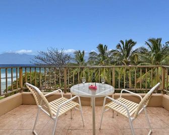 Paki Maui 424 Pm424 Beachfront 2bd W Ocean View - Lahaina - Balcón