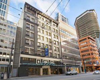 Days Inn by Wyndham Vancouver Downtown - Vancouver - Outdoor view